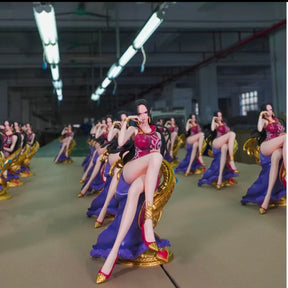 23cm Boa Hancock Throne Queen Figure