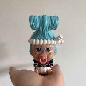 Figura Baby dos Chapéus de Palha – Arco Wano